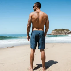 Stealth // All Day Trunk (18") 31 Stealth // All Day Trunk (18") -Kyosho Shop 258A3799