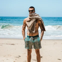 Mid // Lux Beach Towel -Kyosho Shop 258A3937