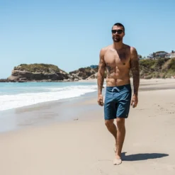 Stealth // Weekender Trunk (20") -Kyosho Shop 258A6672