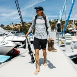 Catch Fish // Performance Gaitered L/S Hooded Shirt -Kyosho Shop 258A9037 2