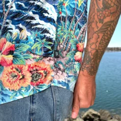 CS X Hoffman® Aloha S/S Woven - Island Blue 15 CS X Hoffman® Aloha S/S Woven - Island Blue -Kyosho Shop HoffmanAlohaBlueProductpage4